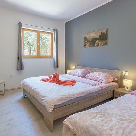 Apartments Klaudija Pula Luaran gambar