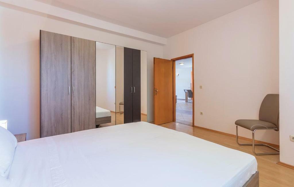 Apartments Klaudija Pula Luaran gambar